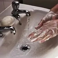 Regole sanitarie per la prevenzione: lavarsi le mani